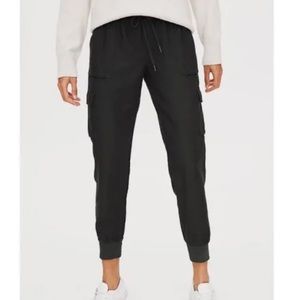 Aritzia community cargo pants linen